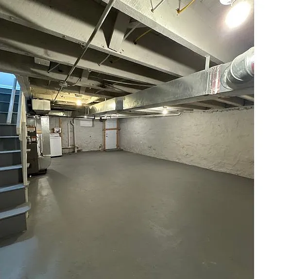 500 N Edgewood St — Photo 14