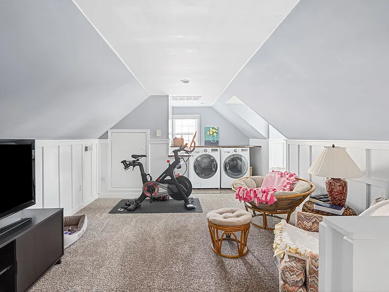 1204 Bobbiedell Ln — Photo 12