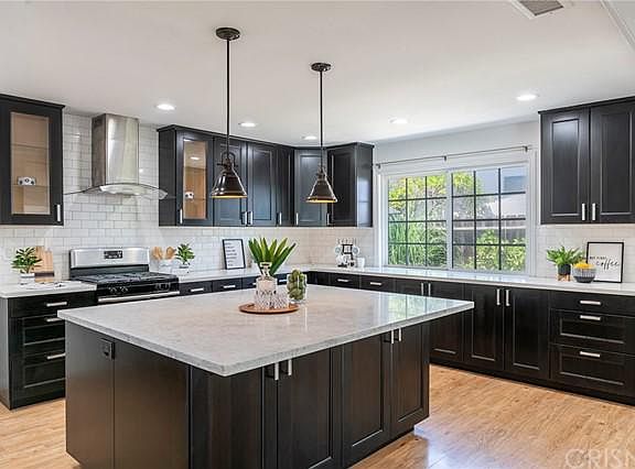 4th image of 4086 Vista Calaveras St