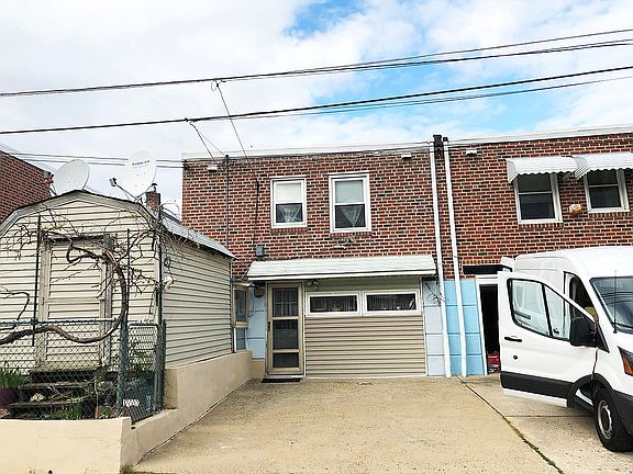 5th image of 2328 Borbeck Ave