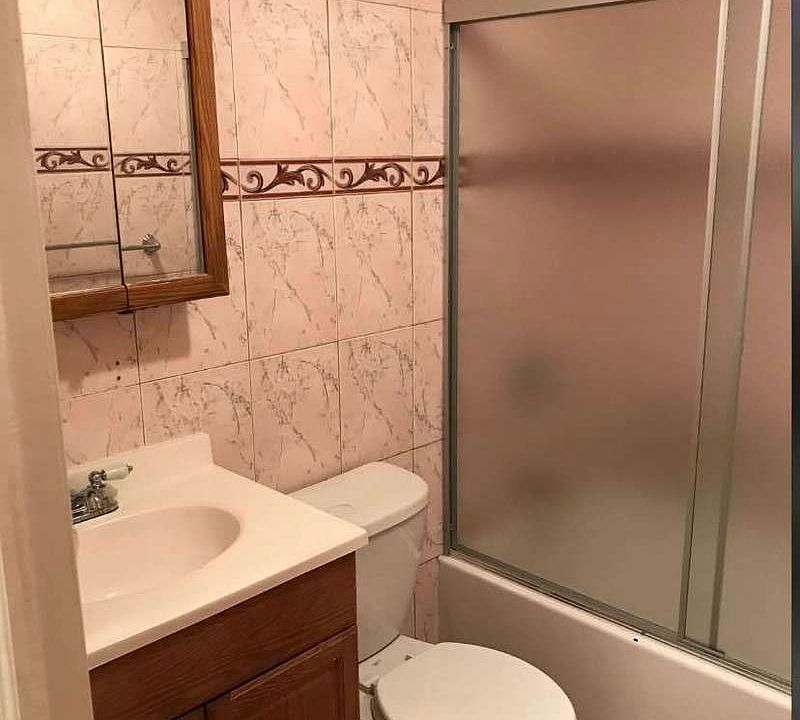 1st image of 1104 34th Ave APT 3