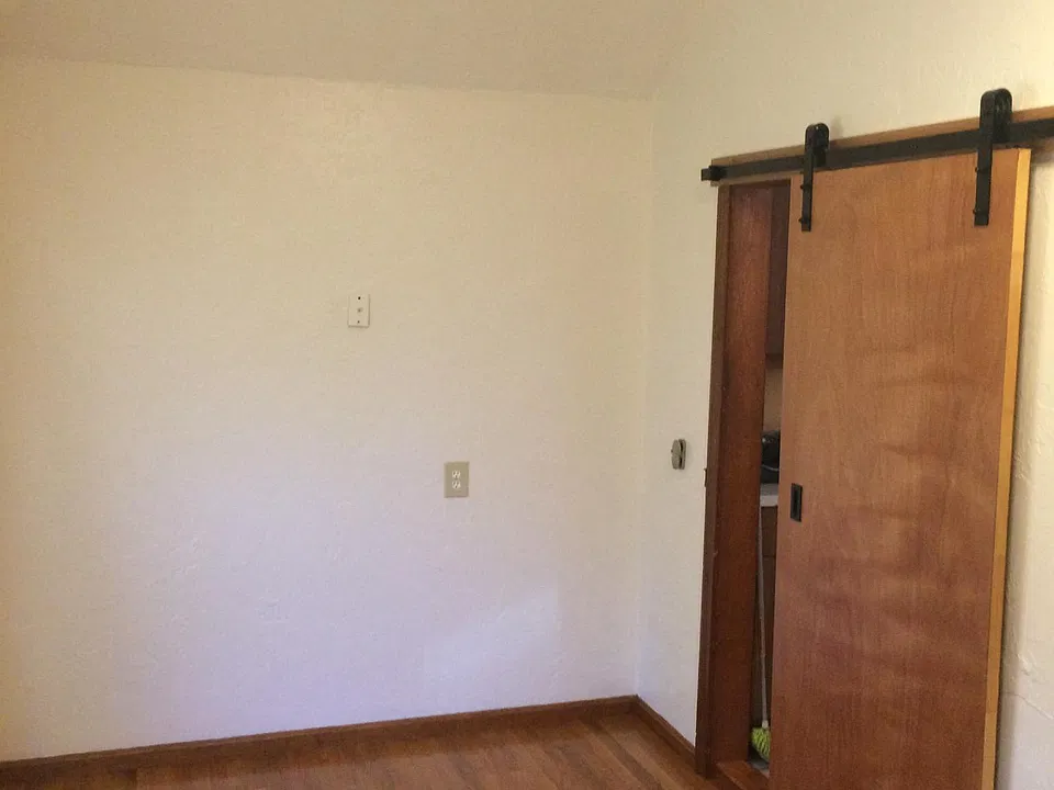 25 Winthrop St #2