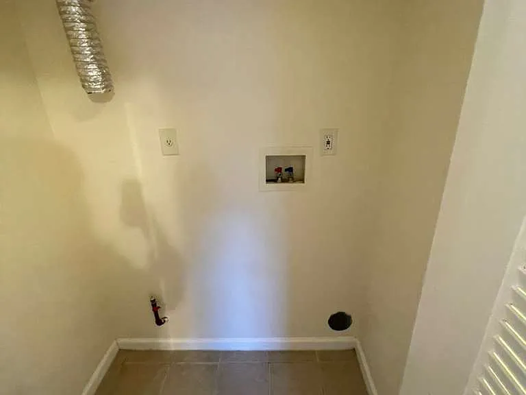 324 Clinton Ave #1L — Photo 8