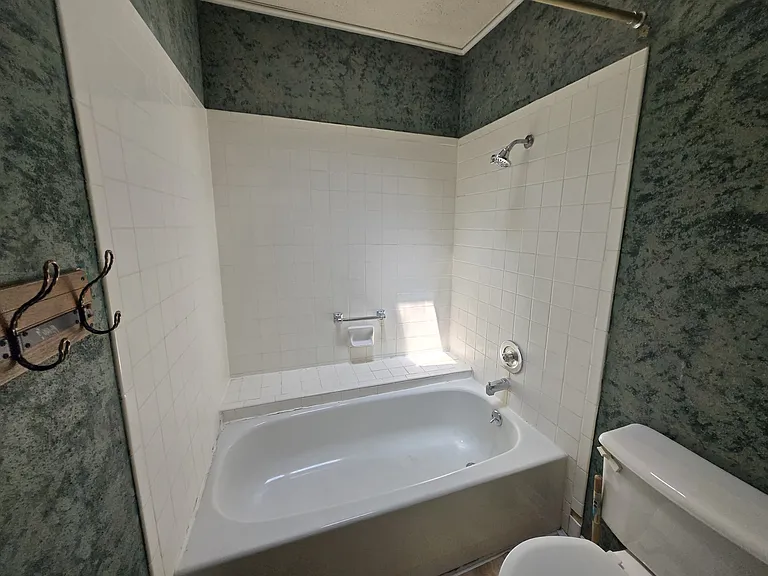 3502 McCormick St — Photo 15
