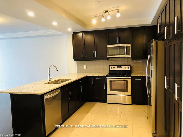 260 Villagewalk Blvd #608 — Photo 15