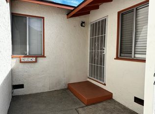 926 W Clark Ave #1/2, Burbank, CA 91506