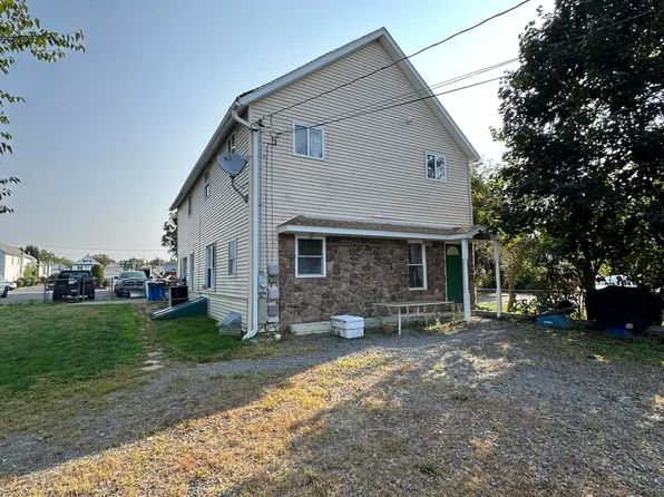 112-116 Grant St, Olyphant, PA 18447