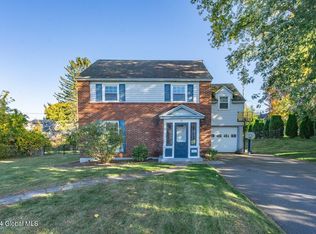 9 Tryon St, Albany, NY 12203