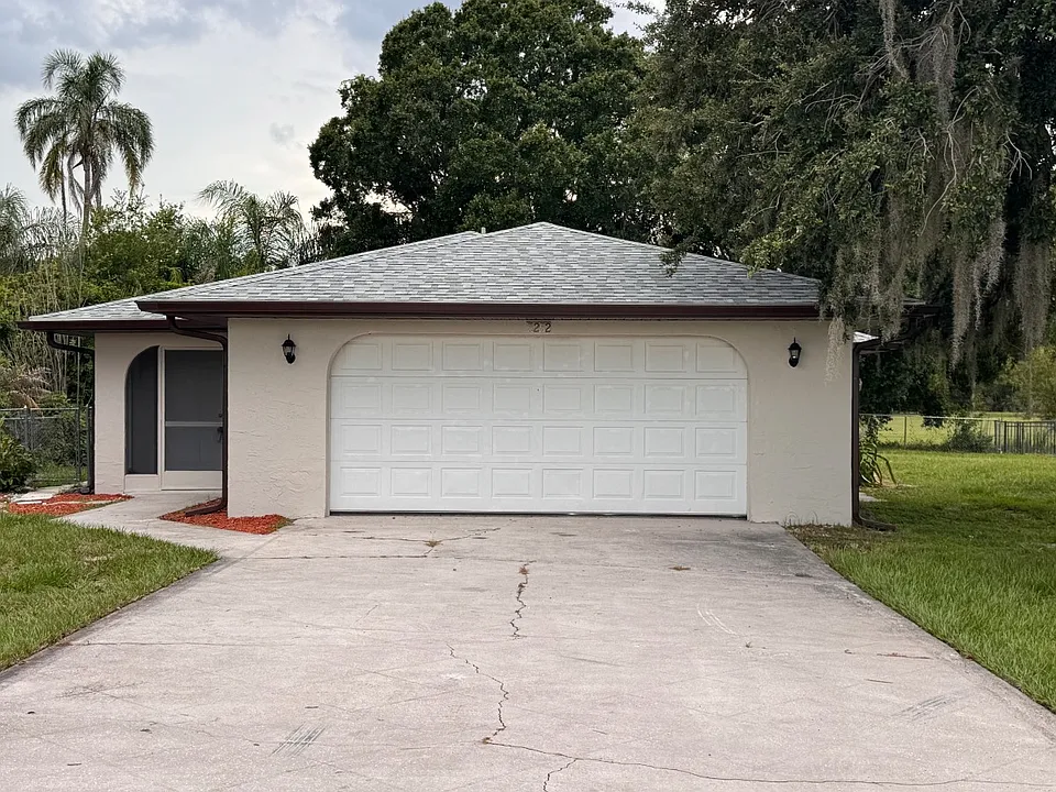 3252 Golfview Rd