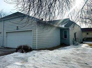 1824 34th St S, Fargo, ND