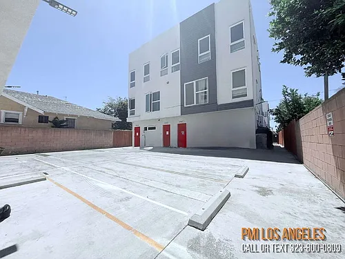 1258 Leighton Ave #B Photo 1