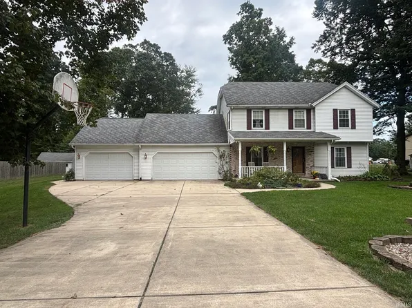 9488 Parkview Dr, Plymouth, IN 46563