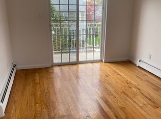 10925 114th St FLOOR 3, South Ozone Park, NY 11420