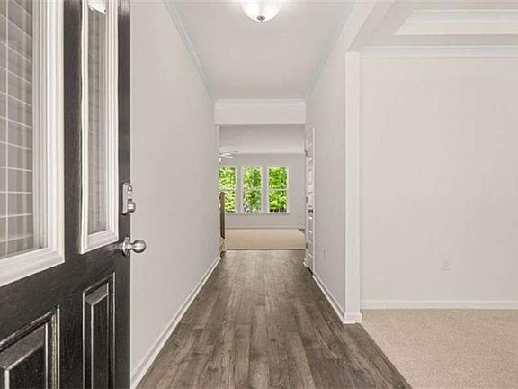 4th image of 13706 Homer Ln