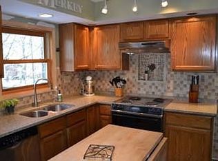 308 W Jacker Ave, Houghton, MI 49931