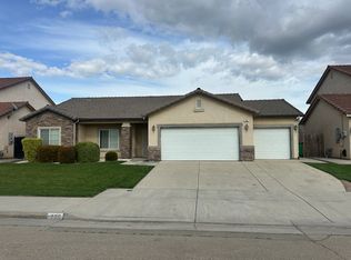 236 Spruce Ave, Fowler, CA 93625