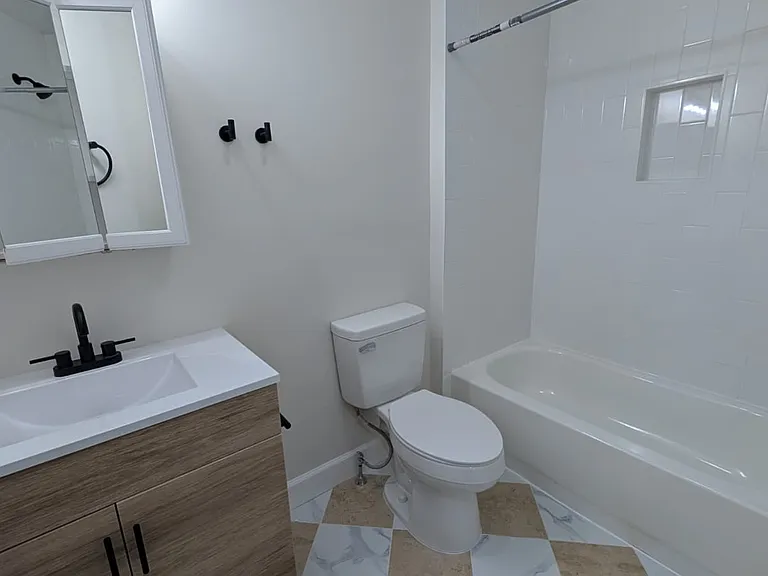 48 Warner St #BB6 — Photo 9
