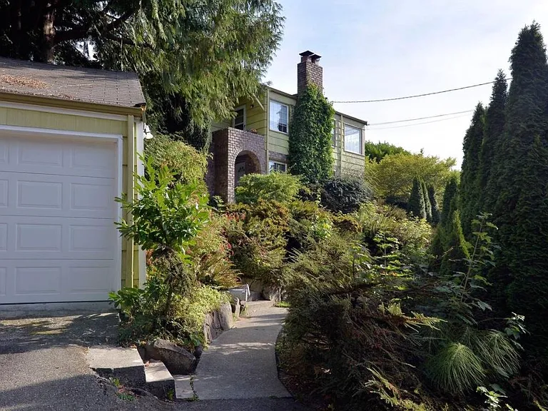 5723 SW Stevens St #A — Photo 1