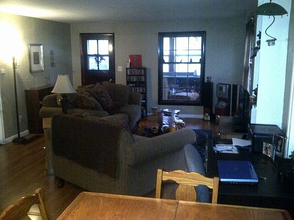 4th image of 961 Hilberg Ave