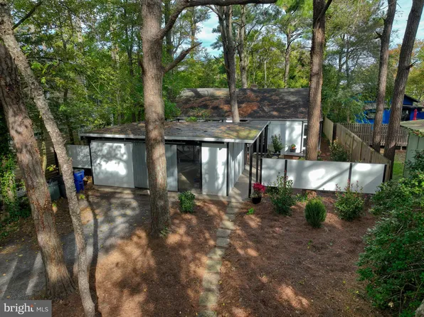 205 Carolina St, Dewey Beach, DE 19971