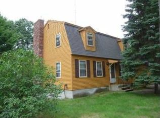 404 Elgin Ave, Manchester, NH 03104