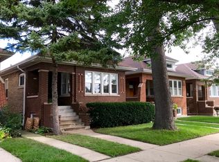 4054 W Argyle St, Chicago, IL 60630