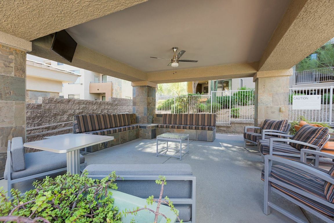 Pool Cabana