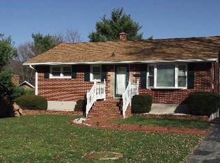 5830 Dogwood Ave, Salem, VA 24153