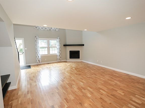 4th image of 706 Kingswood Dr