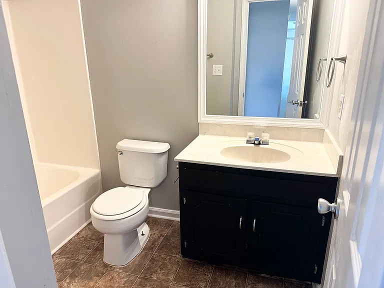 1200 Carol Dr — Photo 14