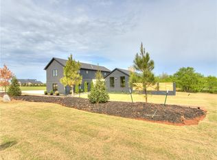 12800 N Mustang Rd, Yukon, OK 73099