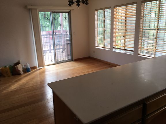 5th image of 842 David Dr