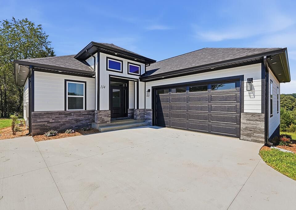 1st image of 114 River Front Dr
