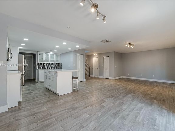 4th image of 6657 SW 139th Ave #6657