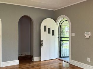 402 E St, Beckley, WV