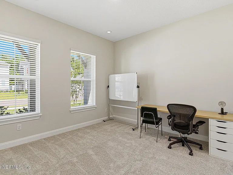 66 Adirondack Dr — Photo 13