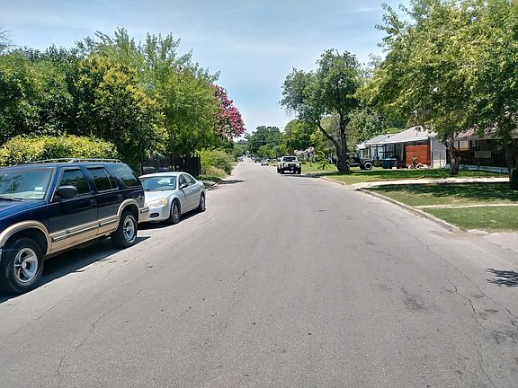 4th image of 159 Pennystone Ave