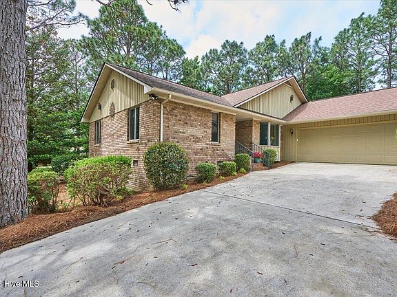 4th image of 111 Sherwood Road