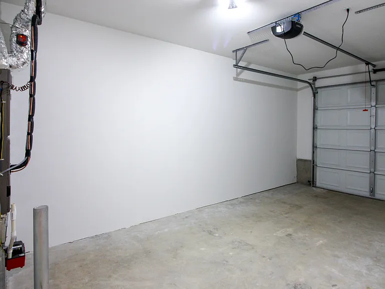 Skyline — Photo 25