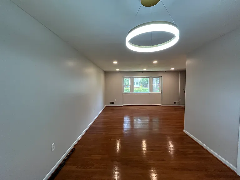 11801 Milbern Dr — Photo 2