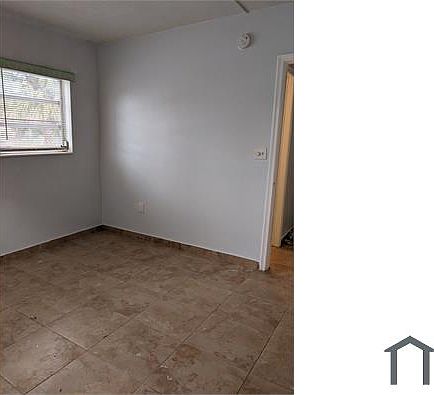 5th image of 300 NE 191st St APT 211