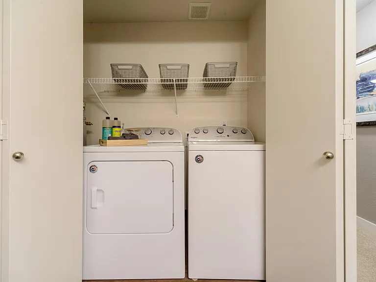 Meridian Pointe — Photo 10