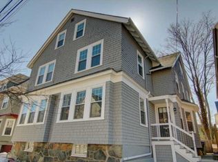 87 University Ave, Providence, RI 02906