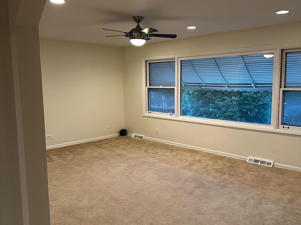 1st image of 8345 Trumbull Ave APT 2
