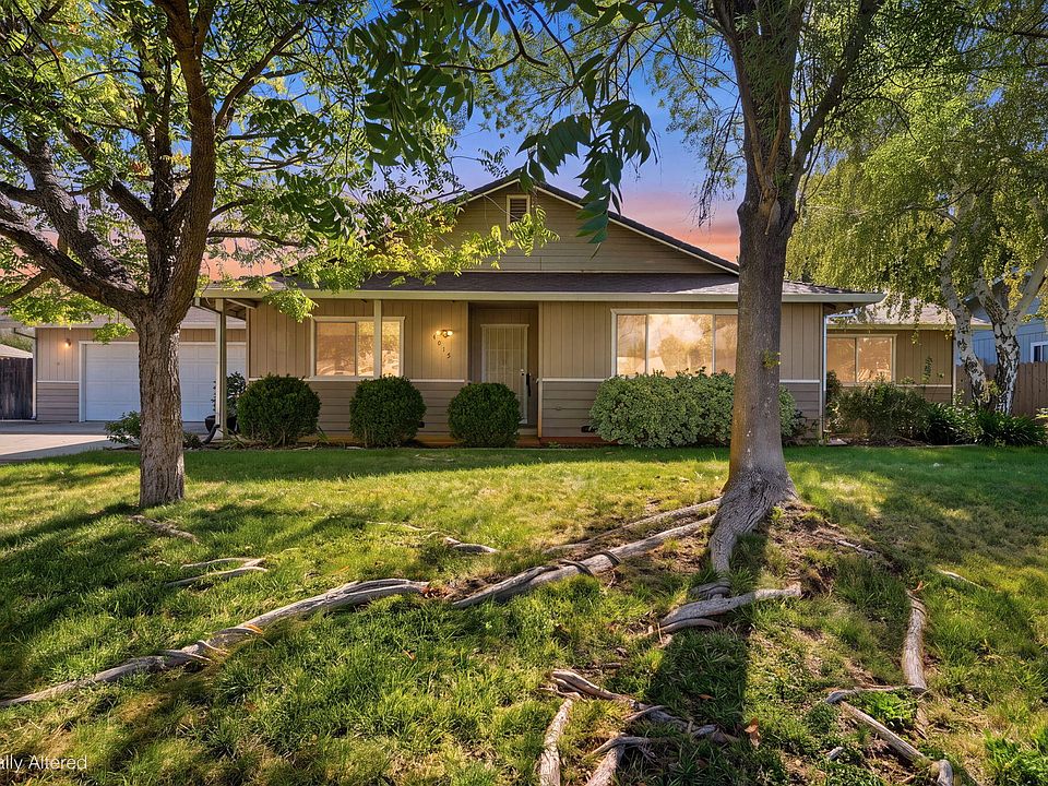 1st image of 4615 Dandelion Dr