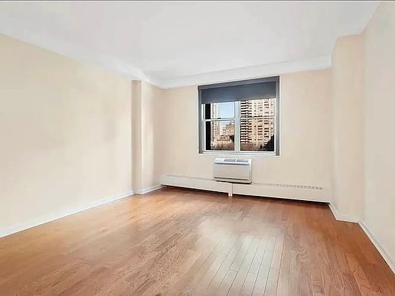 5th image of 303 W 66th St #9WW