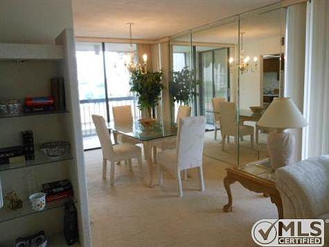 3rd image of 1524 Bridgewood Dr
