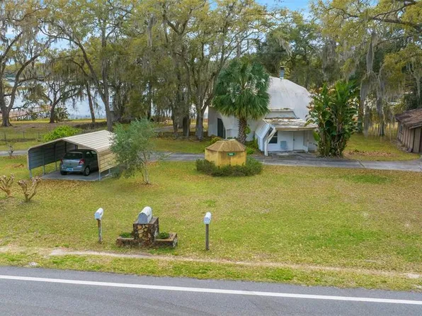 7050 SE 180th Avenue Rd, Ocklawaha, FL 32179