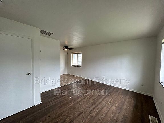 3rd image of 37 S Findlay St APT A