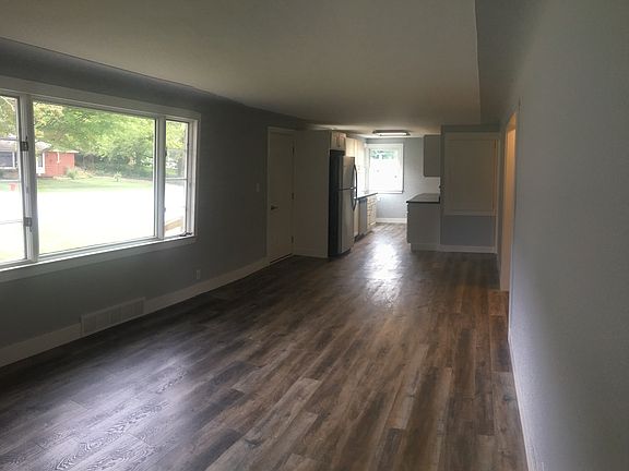 3rd image of 134 W Lake St